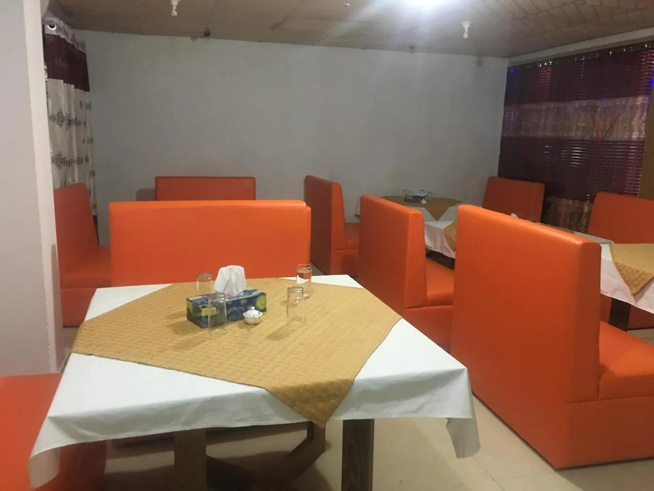 Uttara Suite @ Dhaka Hotel